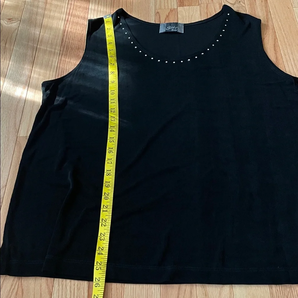 Slinky Brand Top Womens 2X Black Sleeveless Blouse Studded Minimalist Mature - Picture 6 of 9